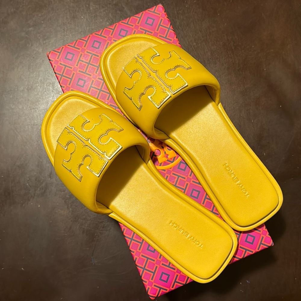 Tory Burch Double T Sport Slide in women size 7 in color Spark Gold